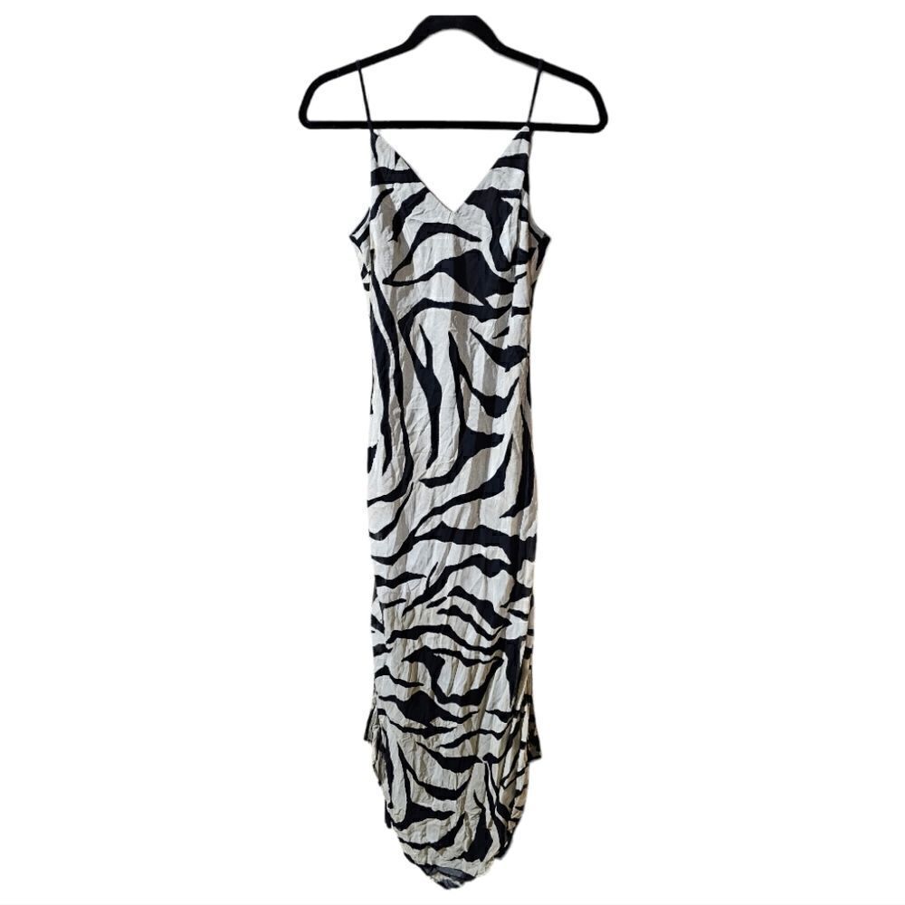 JOSEPH RIBKOFF Chic Flattering Animal Print Strappy Back Maxi Dress Gown- Size 4